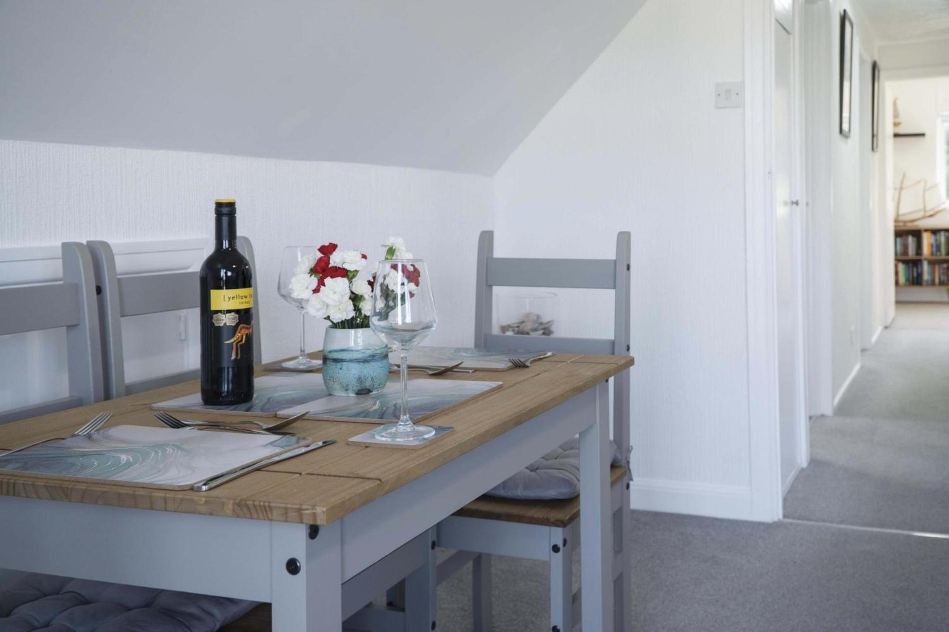 High Deck - 1 Bedroom - Apartment *