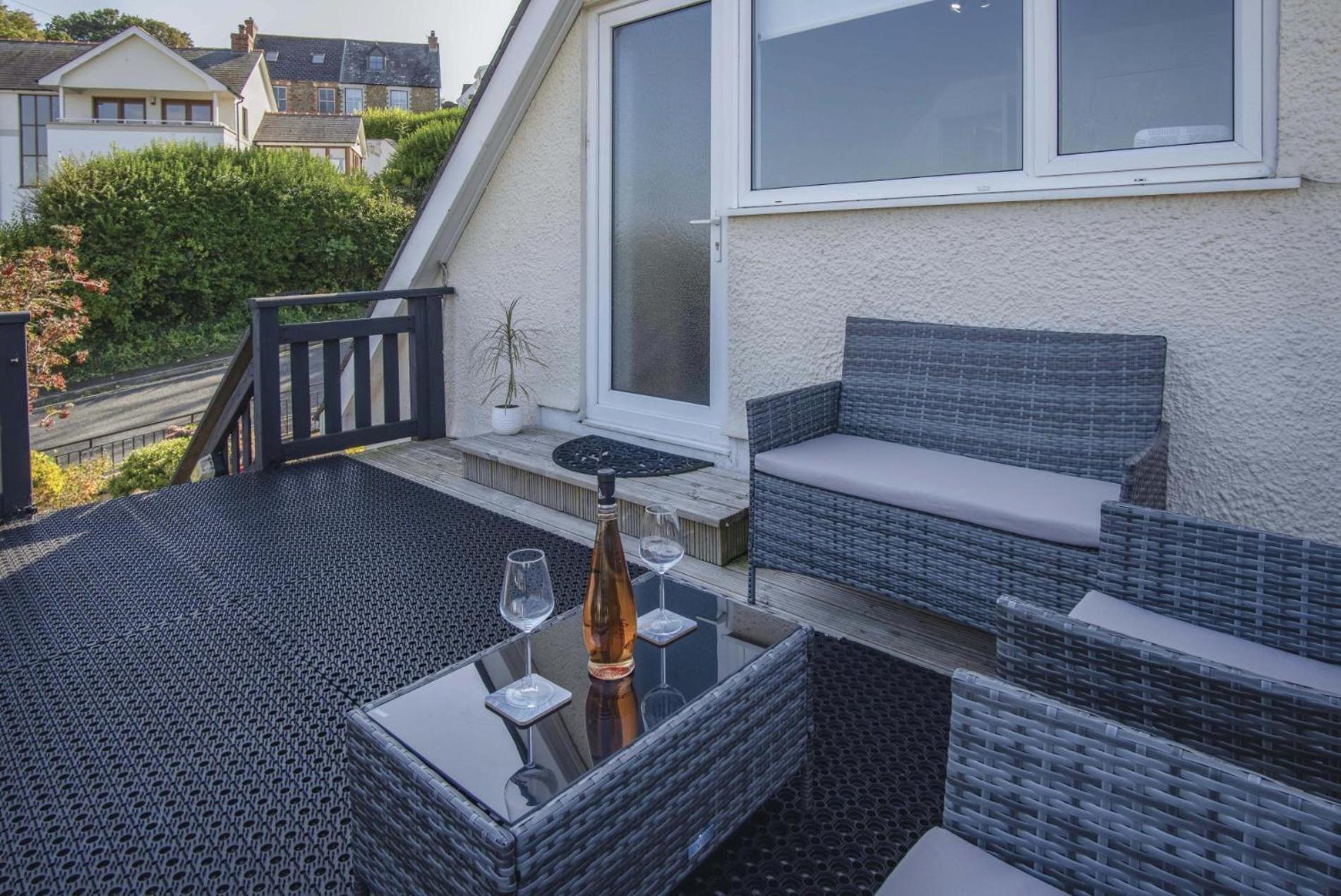 High Deck - 1 Bedroom - Saundersfoot